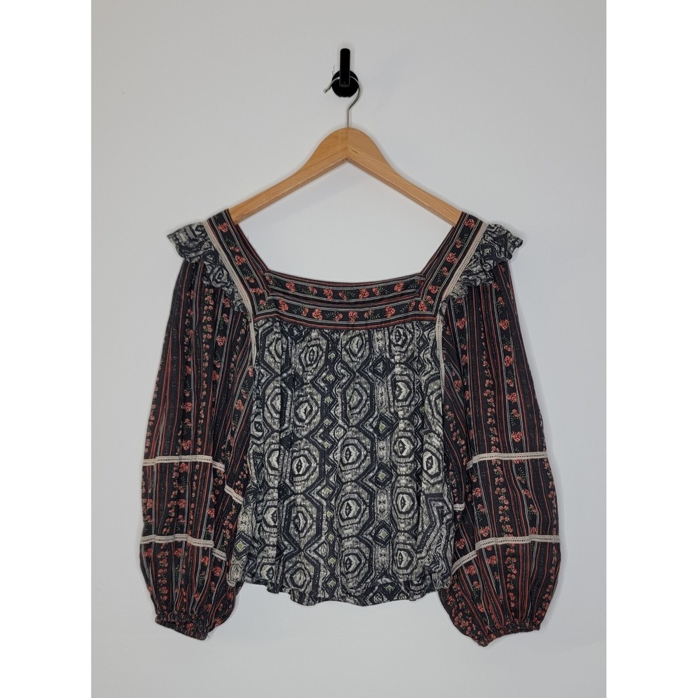 Free People Mostly Meadow Blouse Size Medium Puff Sleeve Boho‎ Peasant Top